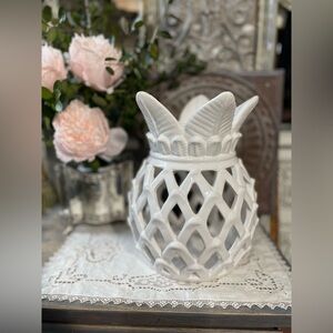 Apropos white ceramic lattice pineapple vase container decor hospitality